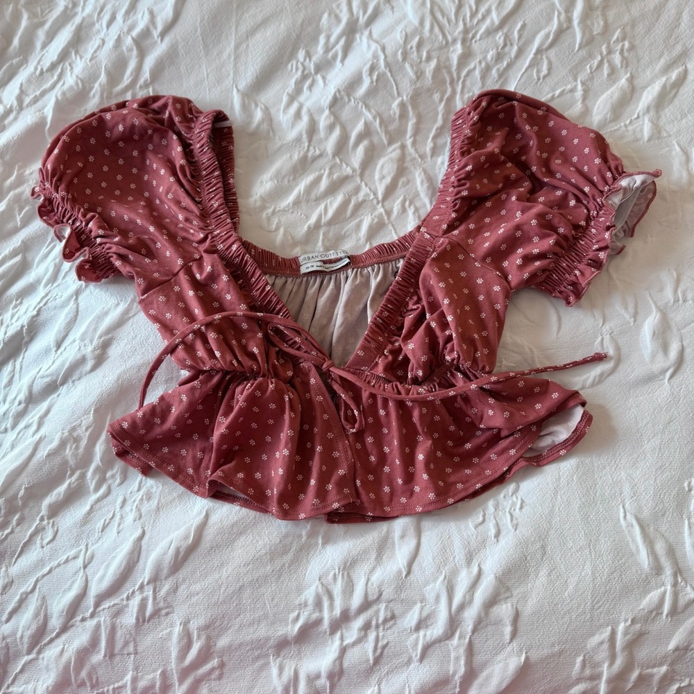 Urban Outfitters Cropped Puff Sleeve Blouse